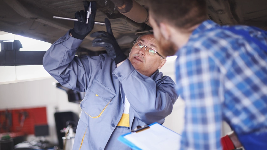 Professional collision repair service workflow
